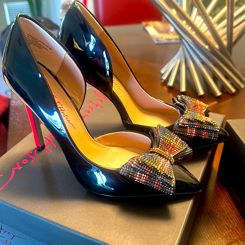 Betsy Johnson Black Multi Heels Size 6. Brand New. Never worn. Beautiful! 💕